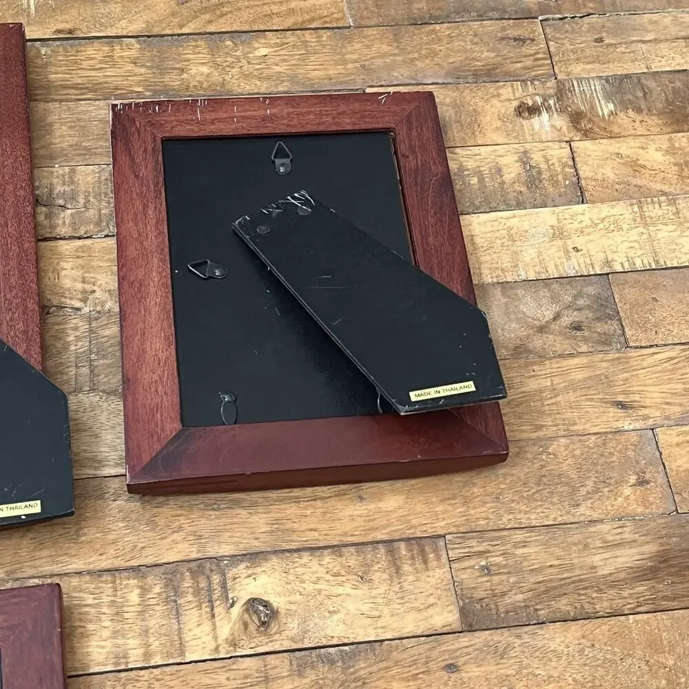 Set of 3 Wooden Picture Frames Different Sizes Red Brown Curved Edge